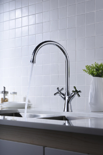 Смеситель Lemark Duetto LM5704C для кухонной мойки