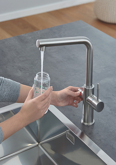 Смеситель Grohe Red II Duo 30327DC1 для кухонной мойки, с водонагревателем