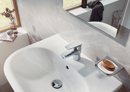 Смеситель Kludi Pure&Solid 340280575 для раковины