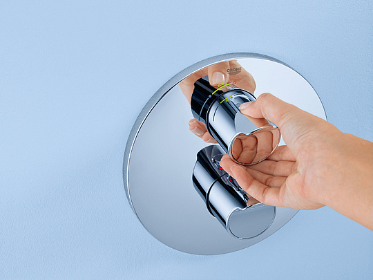 Термостат Grohe Grohtherm 2000 New 19354001 для душа Термостат Grohe Grohtherm 2000 New 19354001 для душа