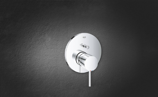 Смеситель Grohe Atrio New 24066003 для ванны с душем