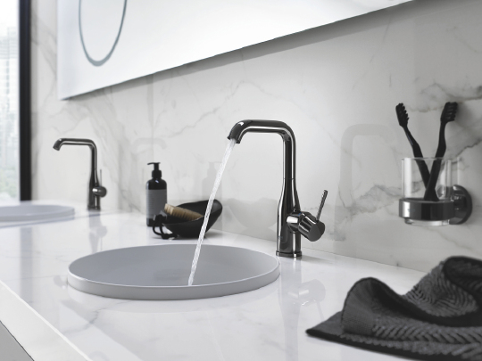 Смеситель Grohe Essence New 23462A01 для раковины
