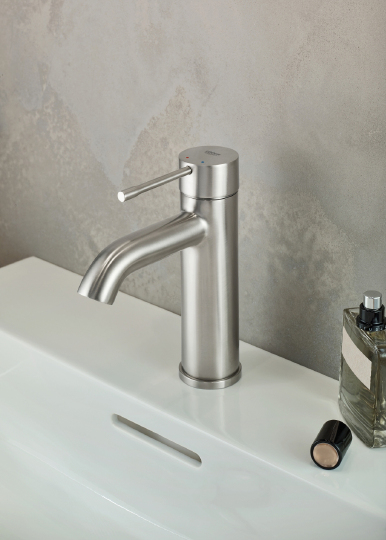 Смеситель Grohe Essence New 23590EN1 для раковины