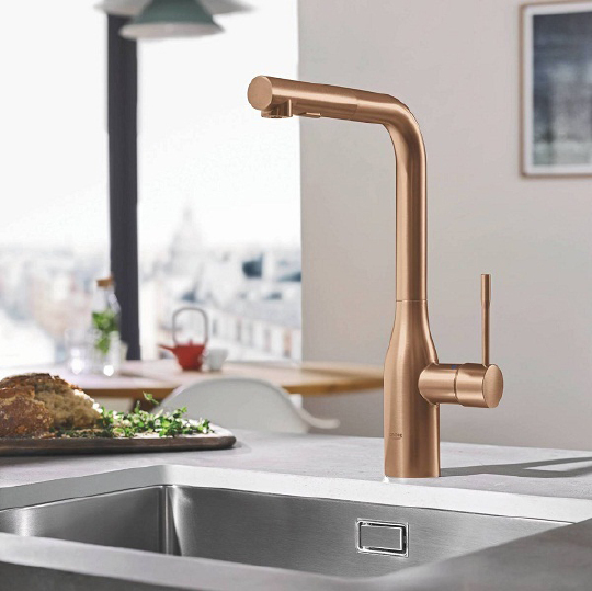 Смеситель Grohe Essence New 30270DL0 для кухонной мойки