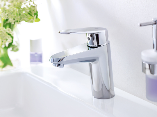 Смеситель Grohe Eurodisc Cosmopolitan 3319020E для раковины