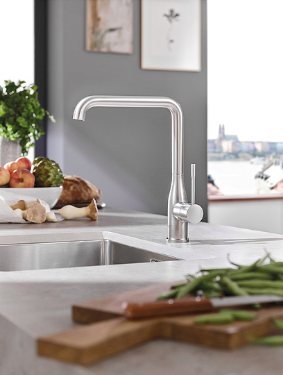 Смеситель Grohe Essence 30269DC0 для кухонной мойки