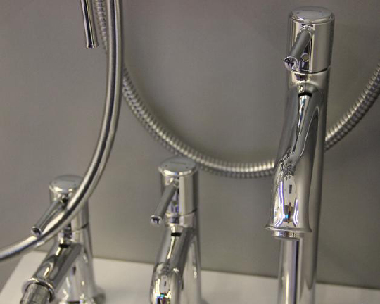 Смеситель Hansgrohe Talis Classic 14116000 для раковины