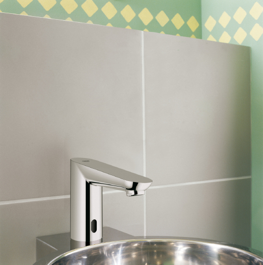 Смеситель бесконтактный Grohe Euroeco Cosmopolitan E 36269000 для раковины