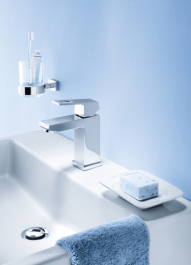 Кран Grohe Eurocube 23137000 для раковины